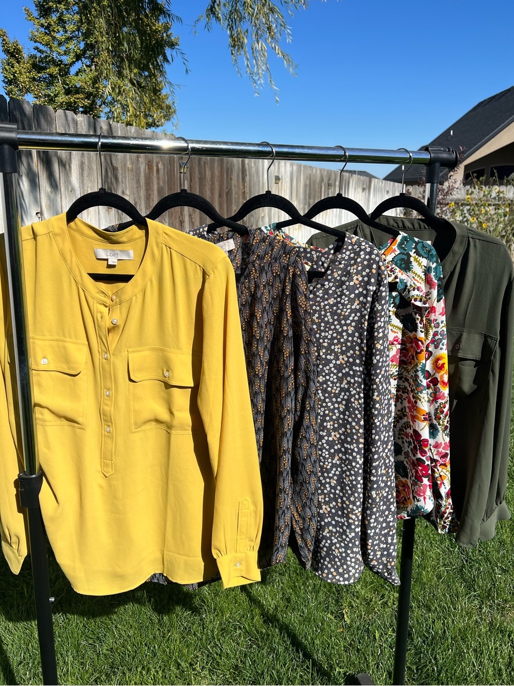5 Loft / Loft Outlet Long Sleeve Tops- Large